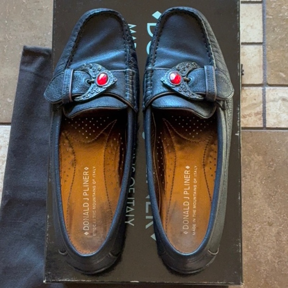 Donald J. Pliner Black Loafers with Red Detail